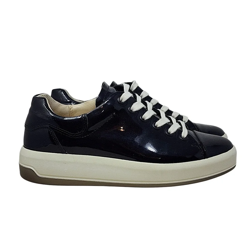Ecco preowned very